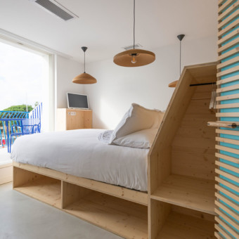 CHAMBRE 10 // CORDOLEANI CHAMBRE 10 // CORDOLEANI