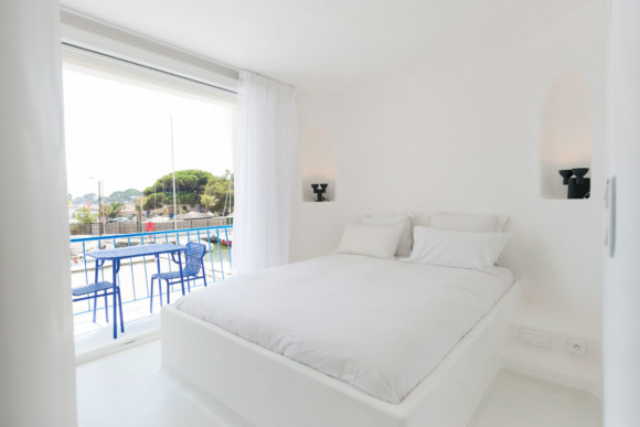 CHAMBRE 4 // FASTREZ CHAMBRE 4 // FASTREZ